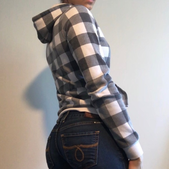 Grey checkered sweater - Picture 4 of 4